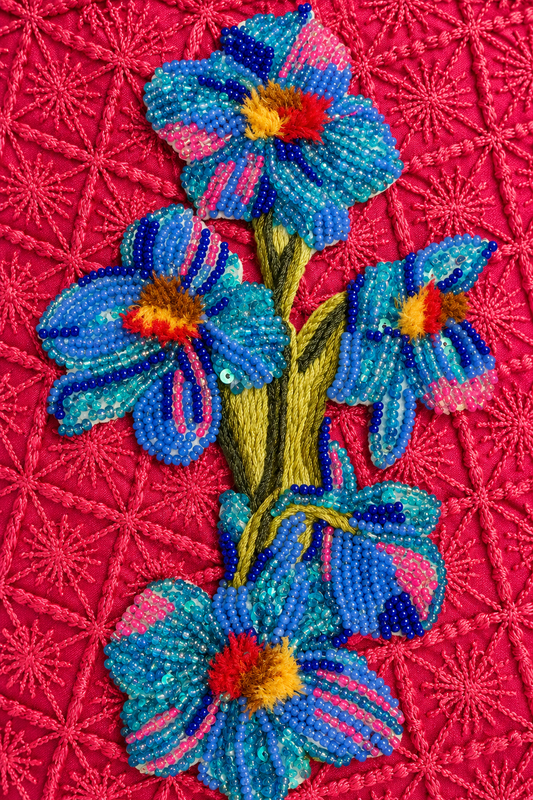 Bucket Fucsia Jardín Azul Bordado a Mano