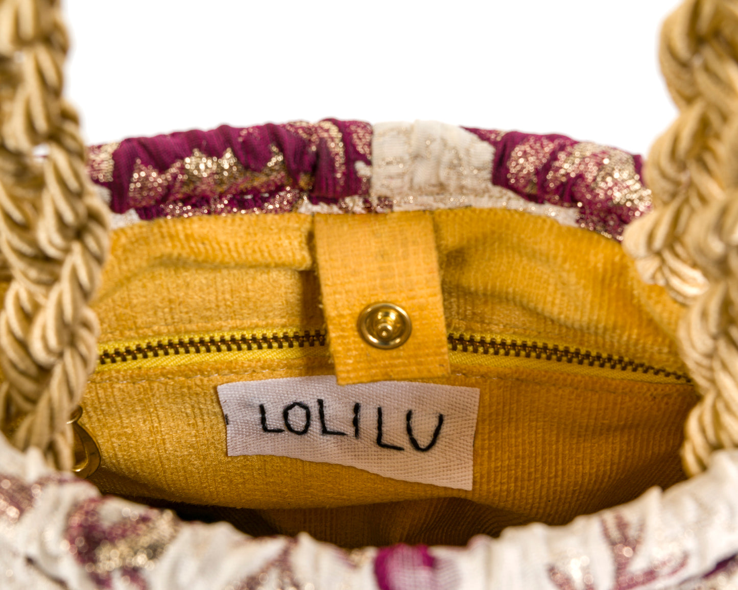 Brocado Beige y Flores Vinotinto