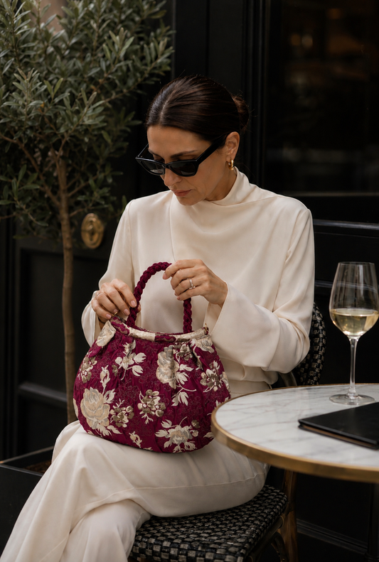 Cómo combinar bolso brocado elegante