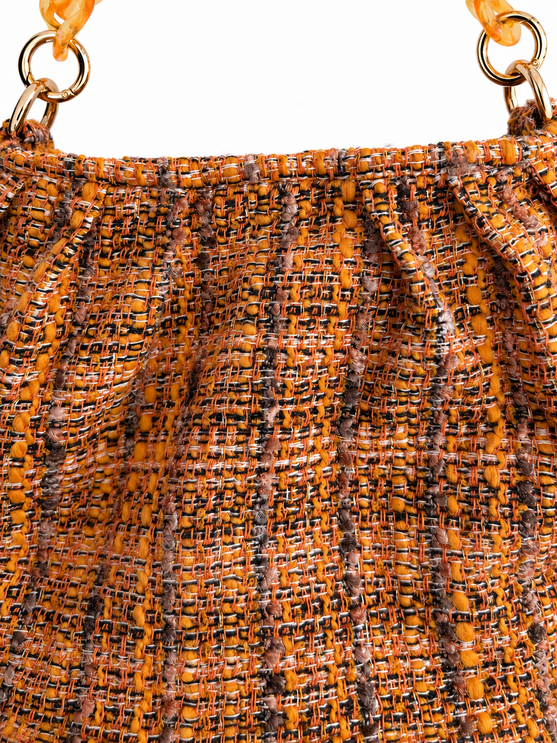 Bucket Naranja en Tweed con Cadena Acrílica