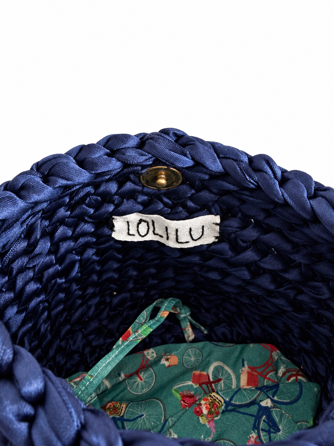 Bolso azul marino en crochet con cintas - Asa corta con perlas y cadena